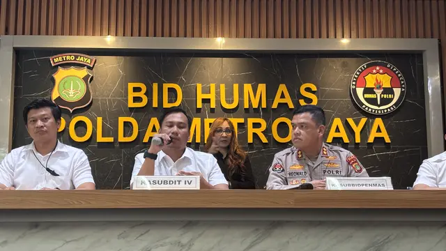 Direktorat Siber Polda Metro Jaya membongkar pemerasan dengan modus video call sex atau VCS. (Liputan6/Ady Anugrahadi)