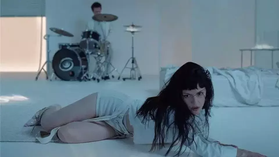 “Nobody New”, Lagu Patah Hati Penuh Janji Setia dari The Marías