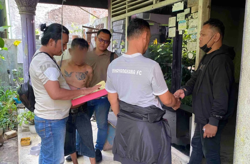  Pria Paruh Baya Pemalak Bengkel di Cengkareng Ditangkap Polisi, Bawa Samurai Saat Ancam Korban
